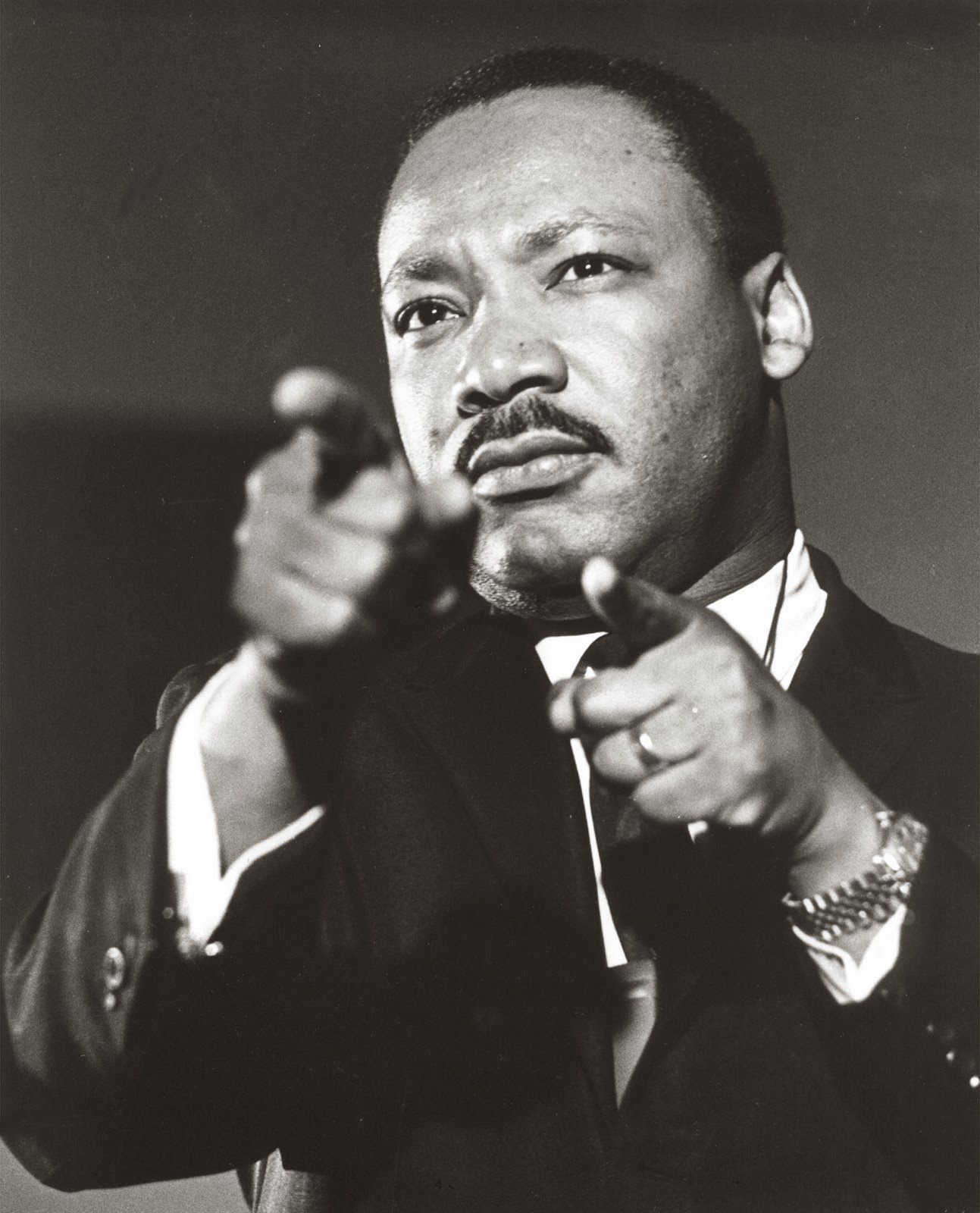 Featured image of post Martin Luther King Jr Wallpaper Aesthetic